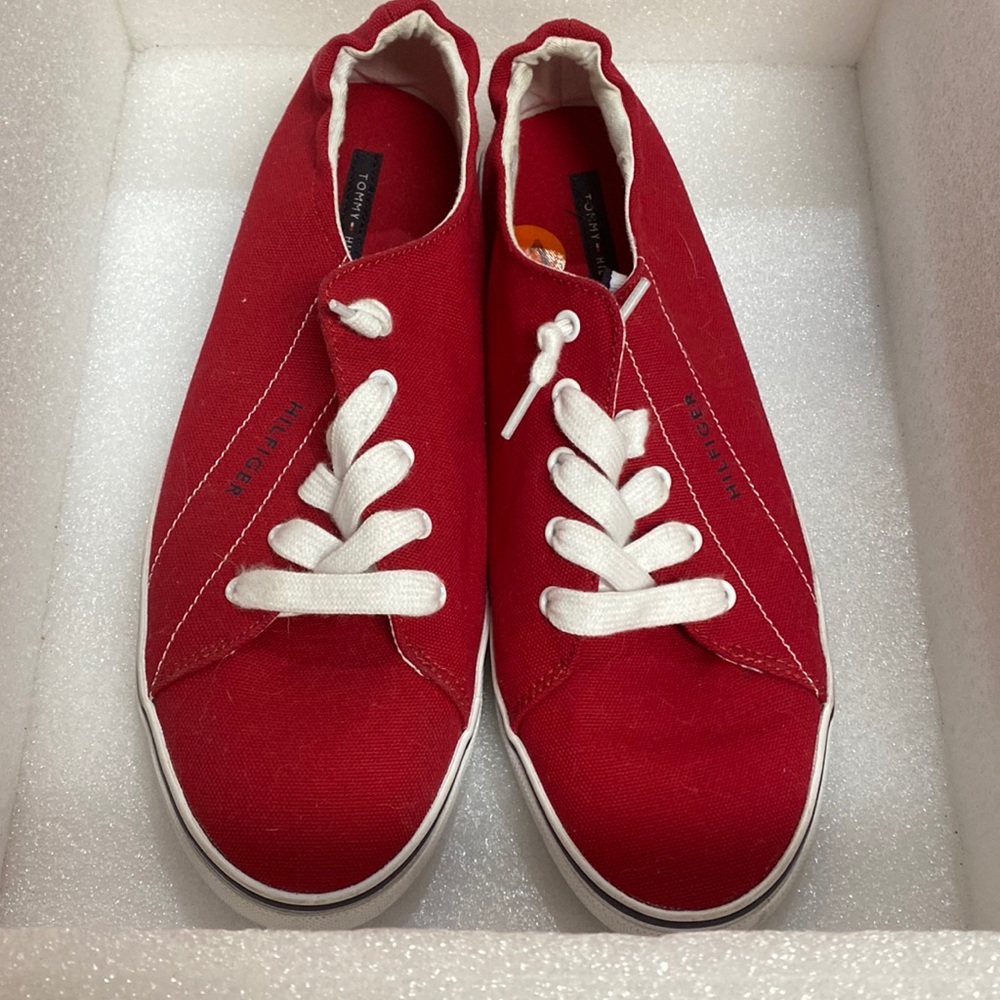 Tommy Hilfiger woman’s sneakers 11 Red Pre-owned